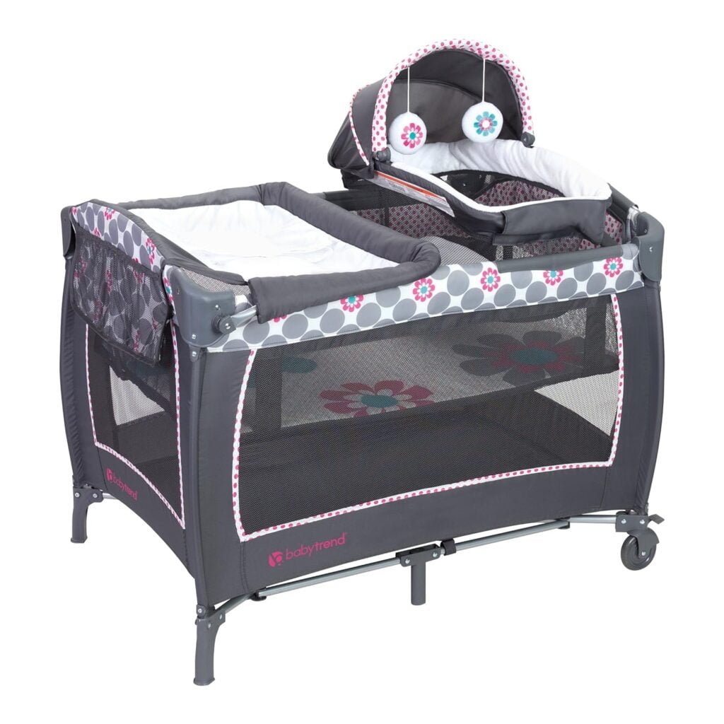 Baby Trend Deluxe II Nursery Center Playard, Bluebell