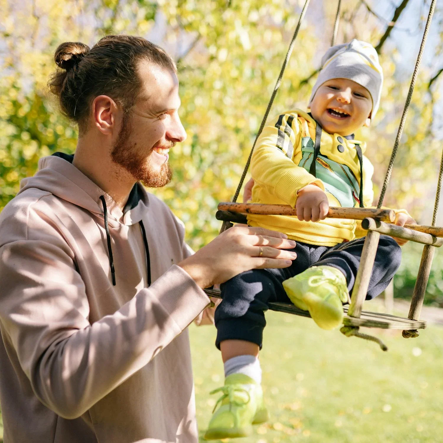 When Should I Start Using A Baby Swing?